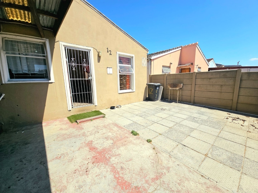 3 Bedroom Property for Sale in Portlands Western Cape